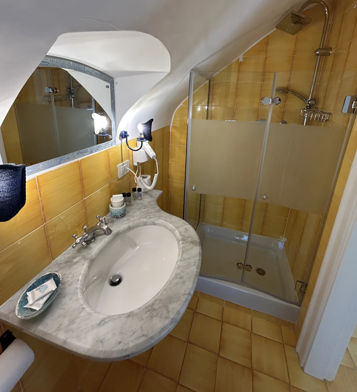 Bagno Nereidi Gialla