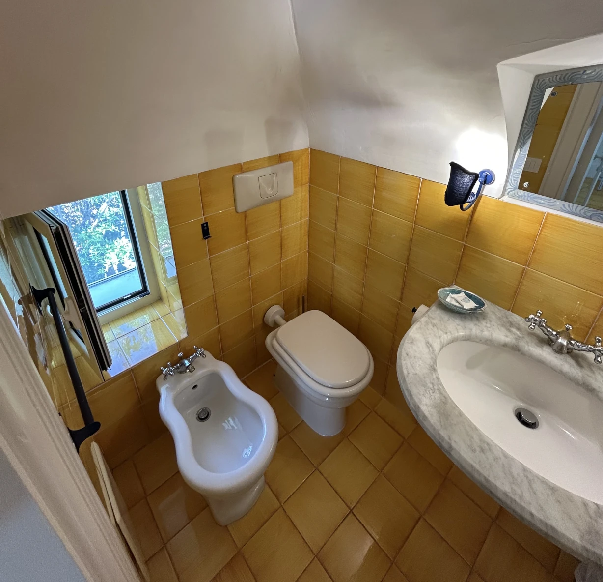 Bagno Nereidi Gialla